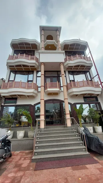 Hotel Kirandeep