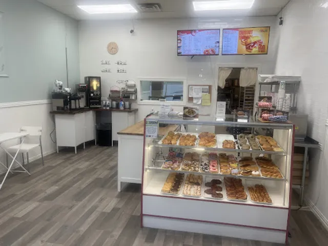 Manna Donuts E. Berry