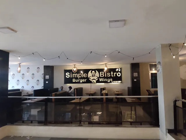 Simple Bistro | Summit | ሲምፕል ቢስትሮ |