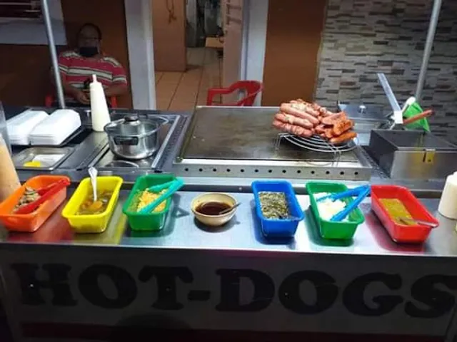 Hot-dogs Y Hamburguesas "El Perro Perron"