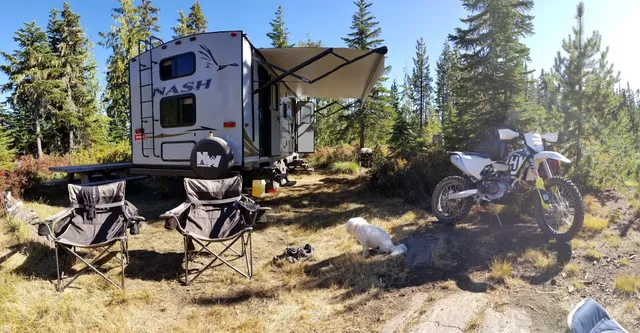Peninsula (Olallie Lake) Campground