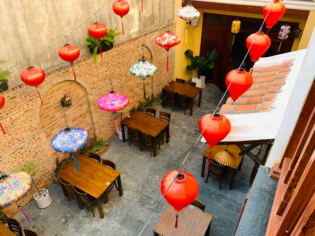 Cơm Nhà Bờm-VietNamese Restaurant