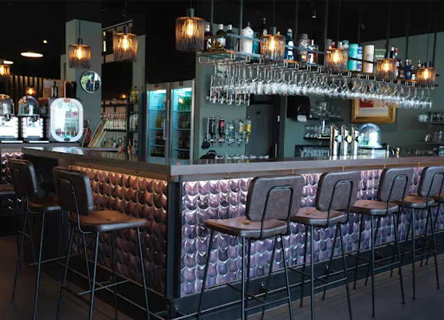 Mosconi CAFE - BAR - Billard - Karaoke Abende