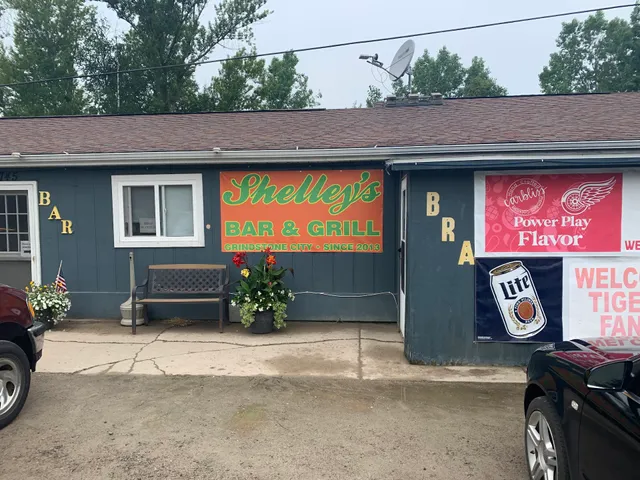 Shelley's Bar and Grill