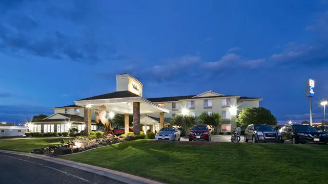 Best Western Bronco Inn