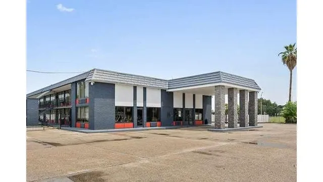 Ramada by Wyndham New Orleans