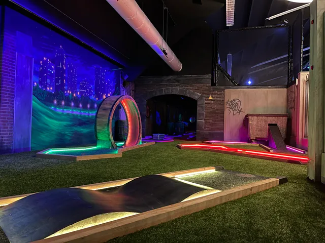 Glow Mini-Golf Haarlem