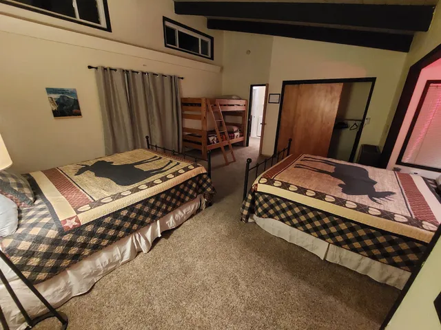 Yosemite Falls Cabin