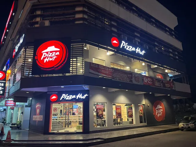 Pizza Hut Restaurant Plaza Damai