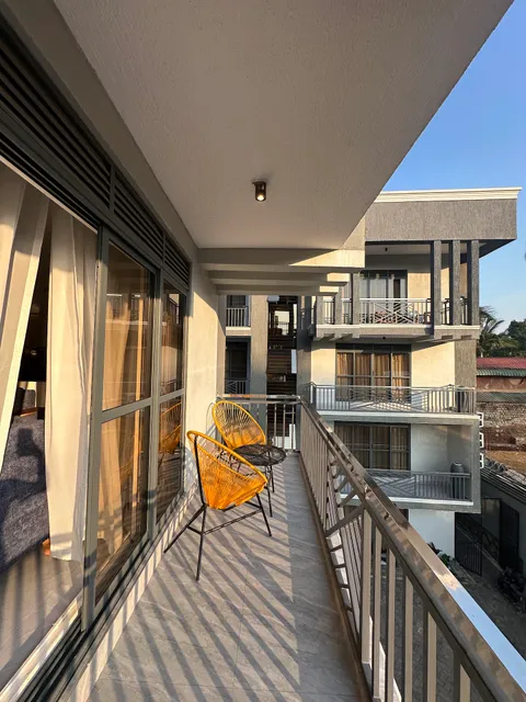 Lush Living Apartments