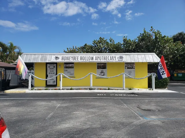 Honeybee Hollow Apothecary