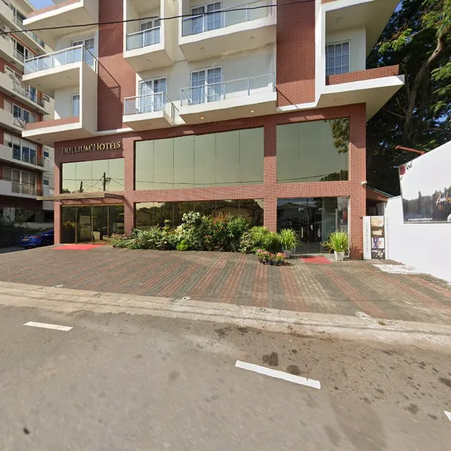 2ten - Rooftop Bar and Restaurant