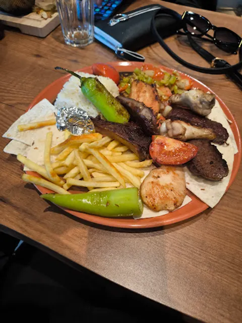 Elite Bäckerei & Eis Cafe