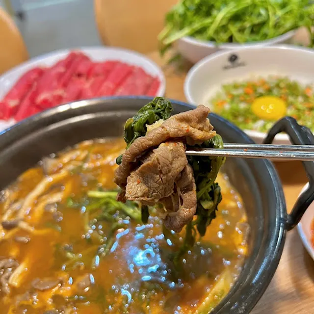 등촌샤브칼국수 신촌점