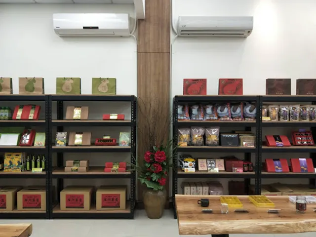 洄瀾薯道站前店