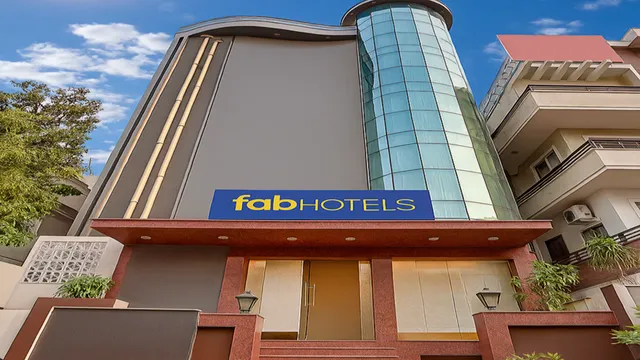 FabHotel Kaushambi - Hotel in Kaushambi, Ghaziabad