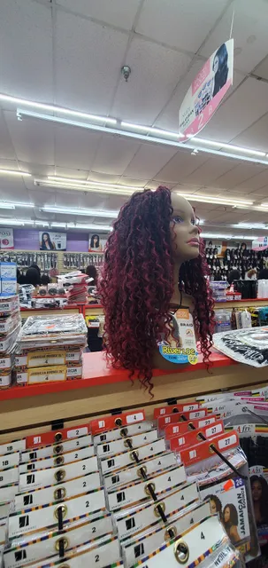 Village Hills Shopping Center