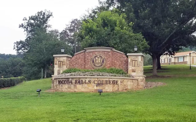 Toccoa Falls College