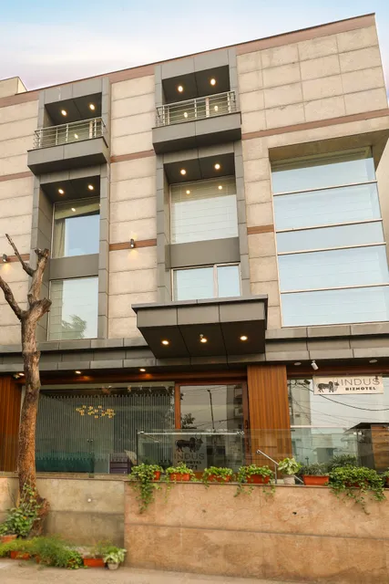 Indus Biznotel