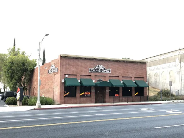 Art's Bar & Grill
