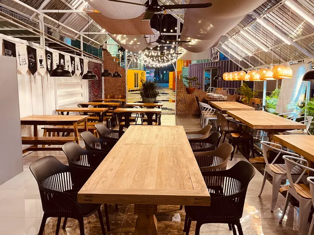 Uncle’s Garden Restaurant