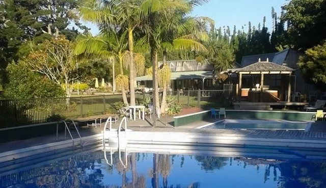 Auckland Outdoor Naturist Club