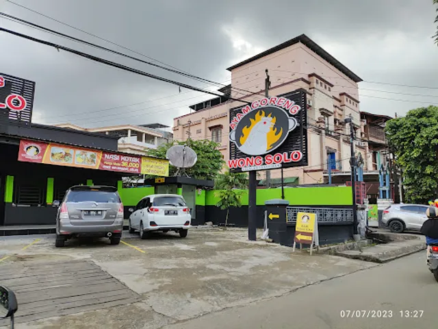 Ayam Bakar Wong Solo Sutomo Samarinda