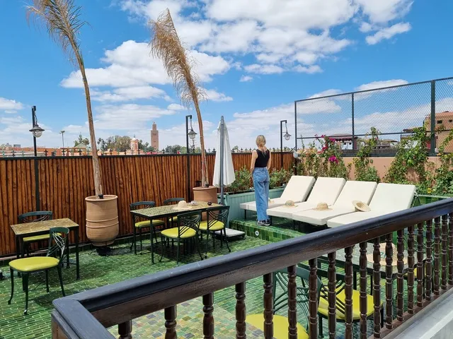 RIAD WAZANI SQUARE & SPA