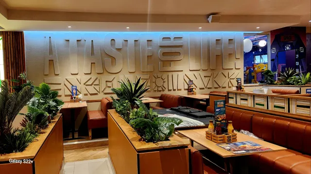 Indianapolis Spur Halaal