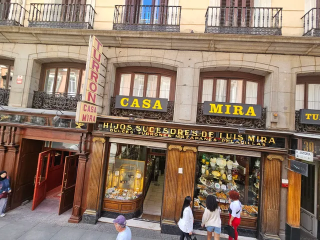 Europe 20 Furniture Stores