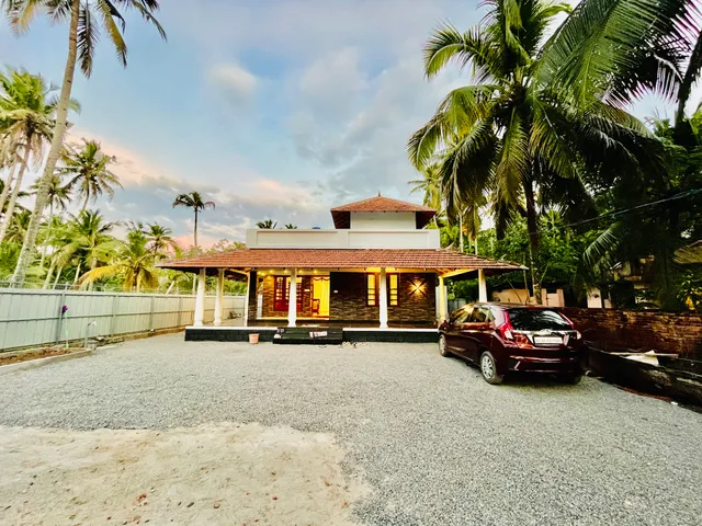 RIVER ROOTS stays Munroe island