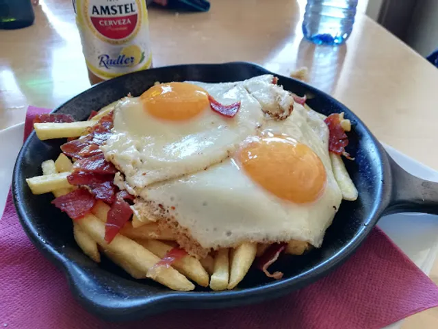 Bocatería-Pizzería-Burguer-Raciones Alcázar.