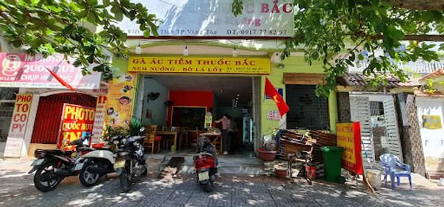 Gà Ác Tiềm Thuốc Bắc Vũng Tàu (Hồng Tươi)
