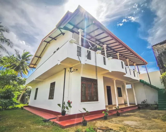 Beach Breeze Weligama