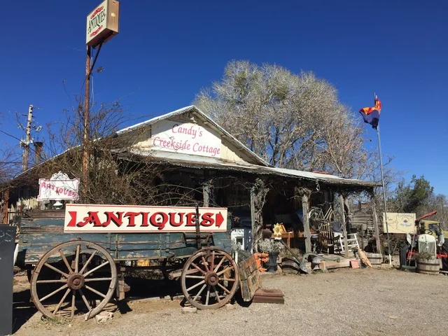Candy's Creekside Cottage
