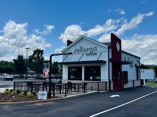 Ellianos Coffee Mooresville
