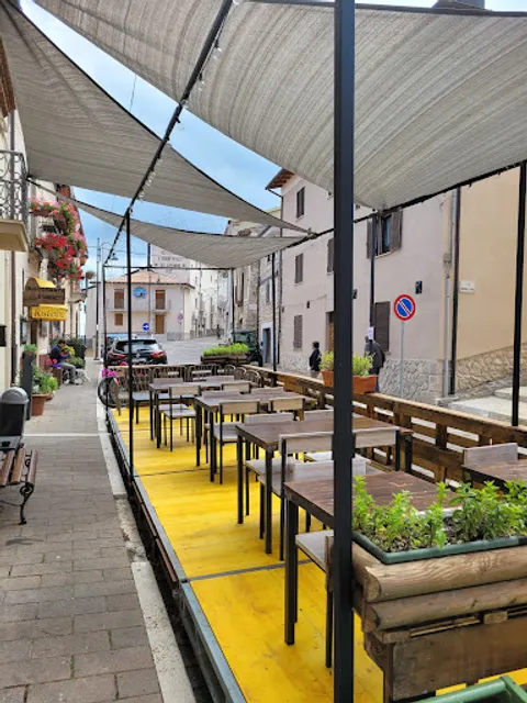 Piano B - Rocca di Cambio