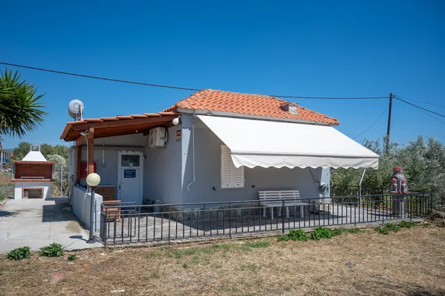 DIMITRIS APARTMENT VATERA LESVOU