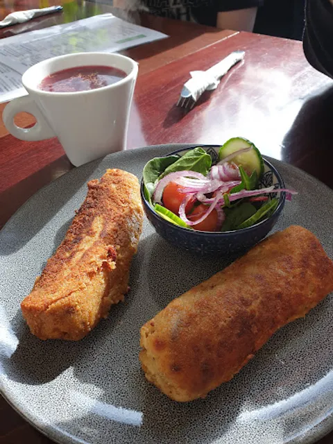 Mannequin Cafe C.I.C.