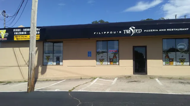 Filippou's Twisted Pizza
