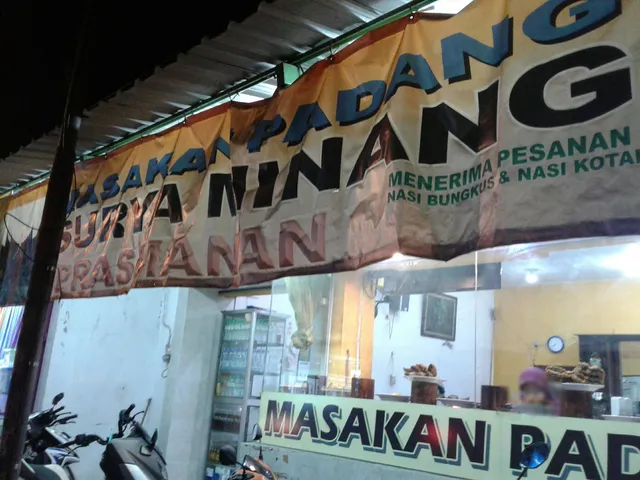 Rumah Makan Padang Surya Minang Prasmanan