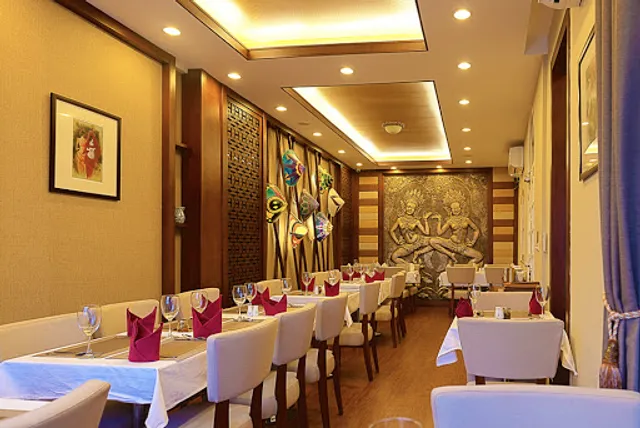 Dalcheeni Indian Restaurant