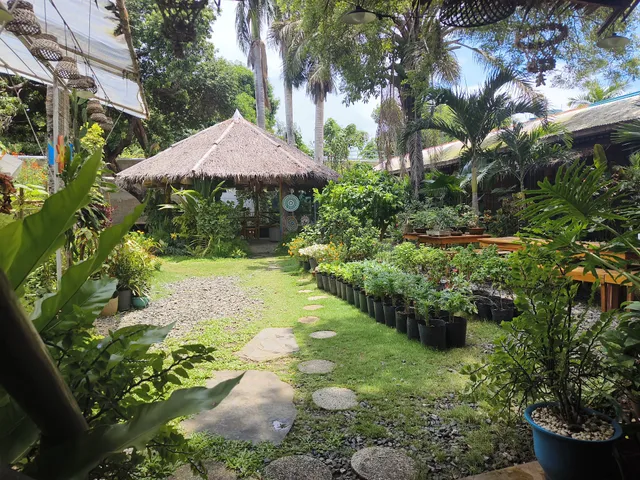 Lokal Hut Bed and Breakfast