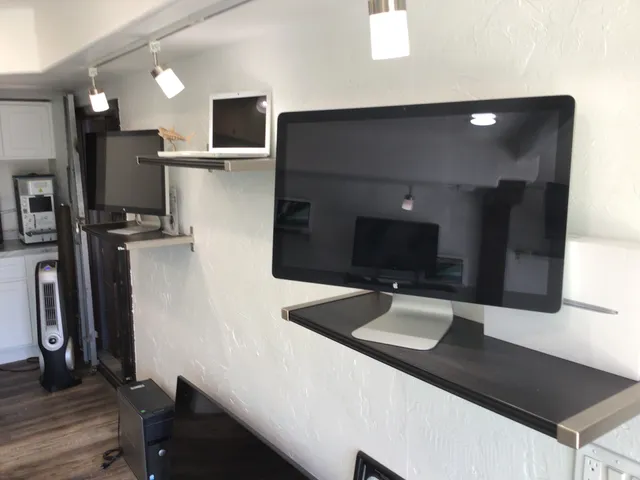  FAST APPLE REPAIR-LAGUNA BEACH