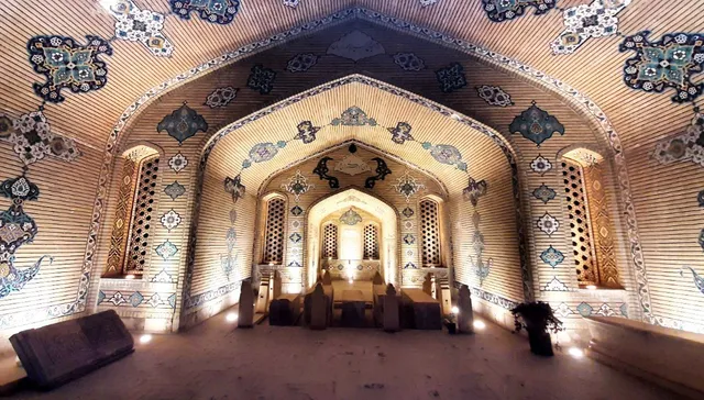 آرامگاه شیخ روزبهان فسایی