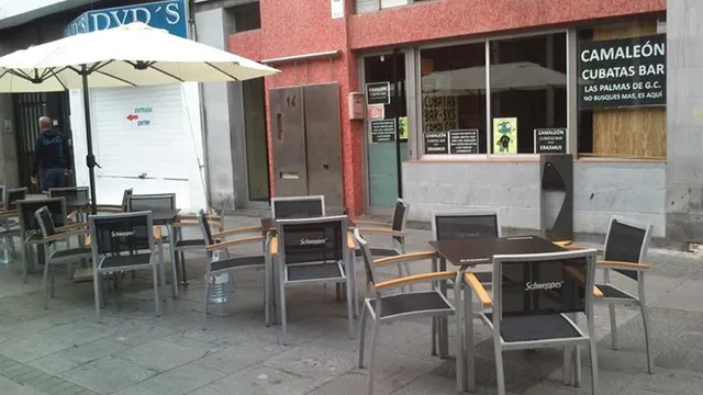 Camaleón Cubatas Bar