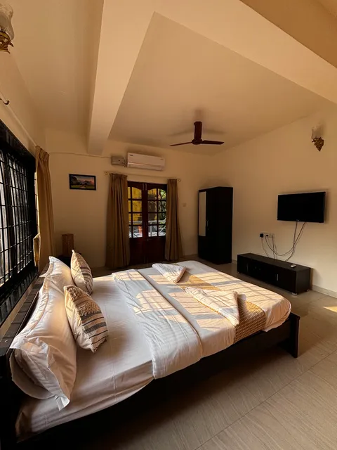 Tropical escape - by John's