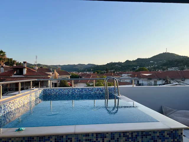 Nymphes Deluxe Accommodation