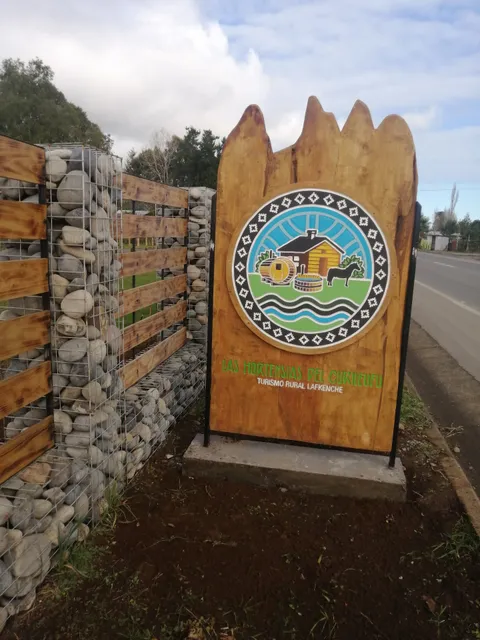 Las Hortensias del Curileufu Hualpin, Cabañas