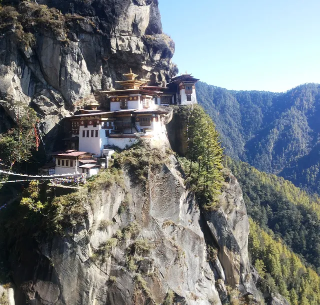 Paro Taktsang (Tiger's Nest Monastery)